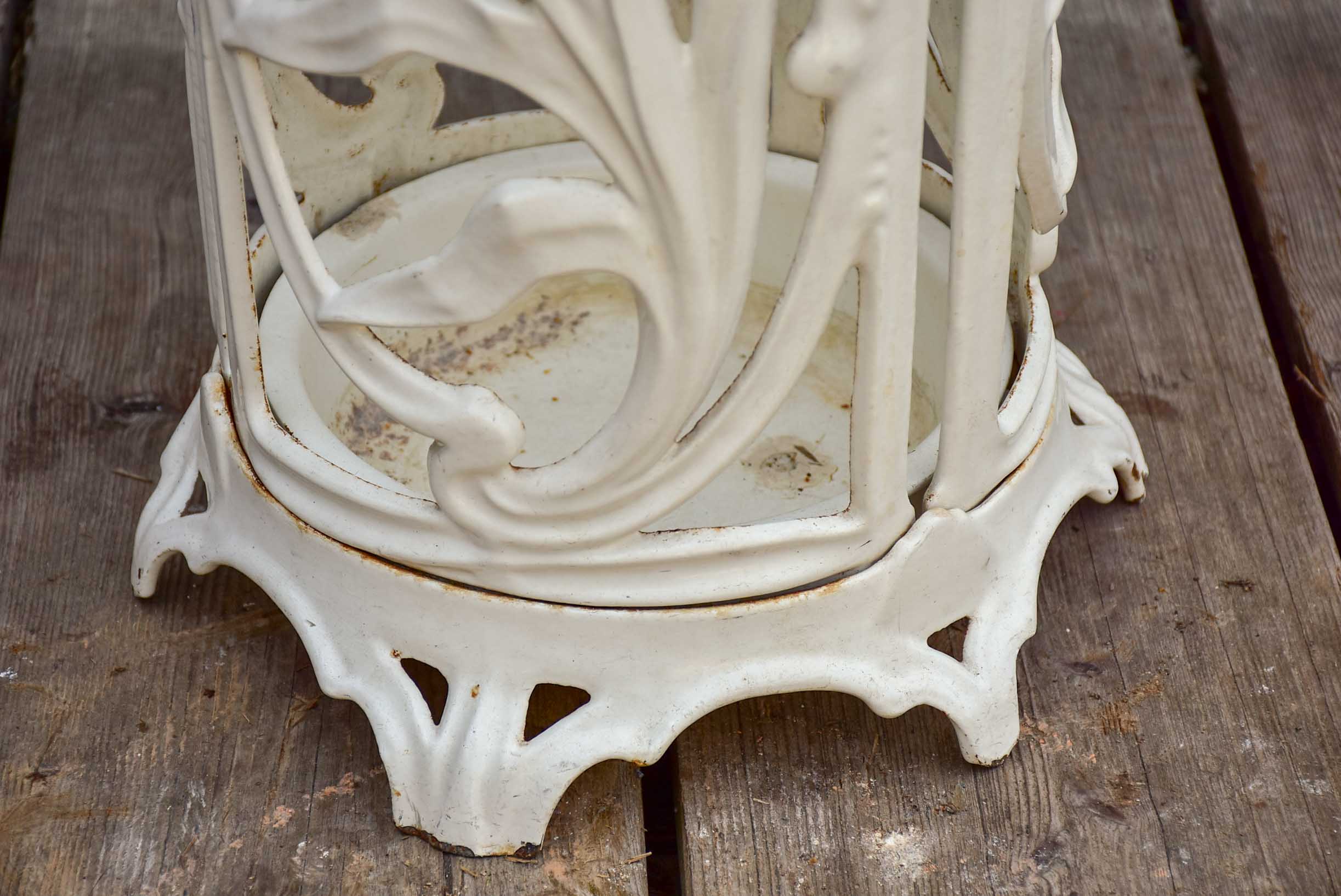 Art Nouveau umbrella stand
