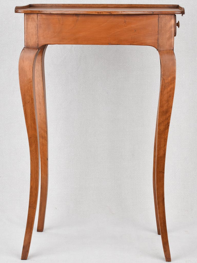 Small nightstand with lateral drawer