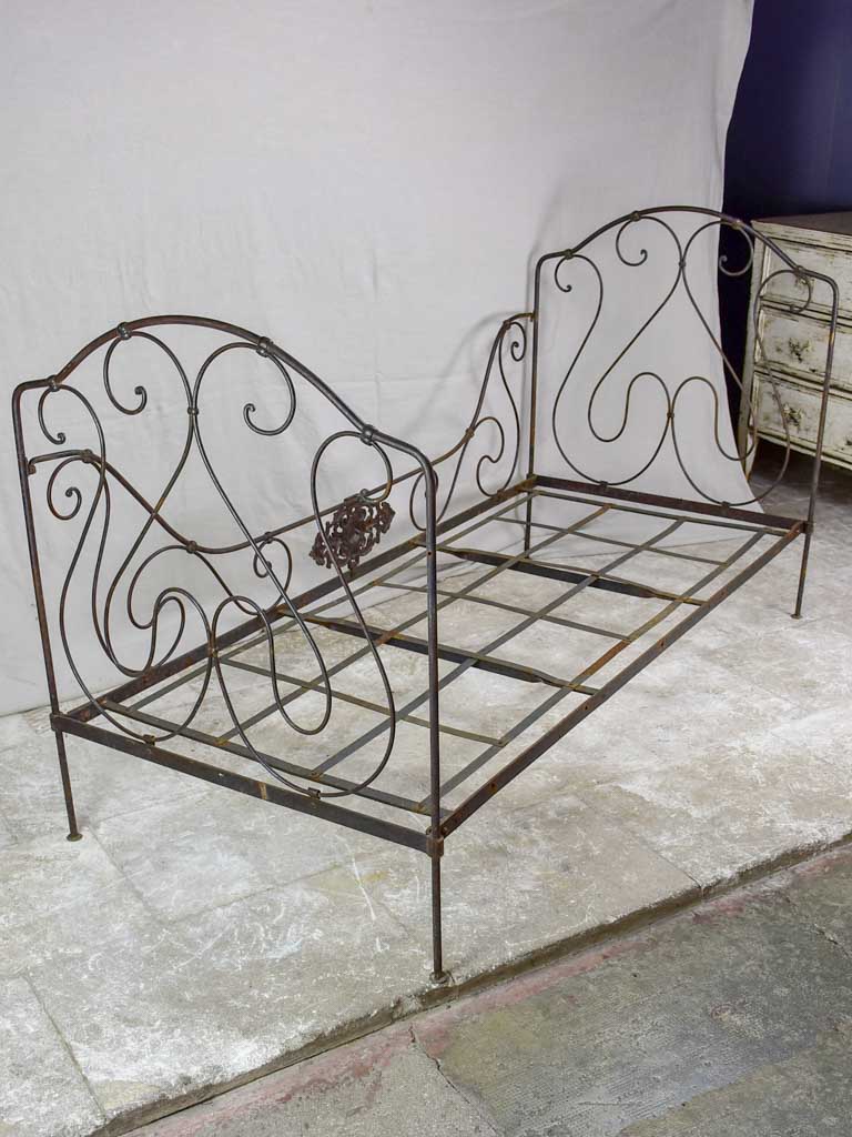 Antique French wrought iron folding bed 75½" x 33½"