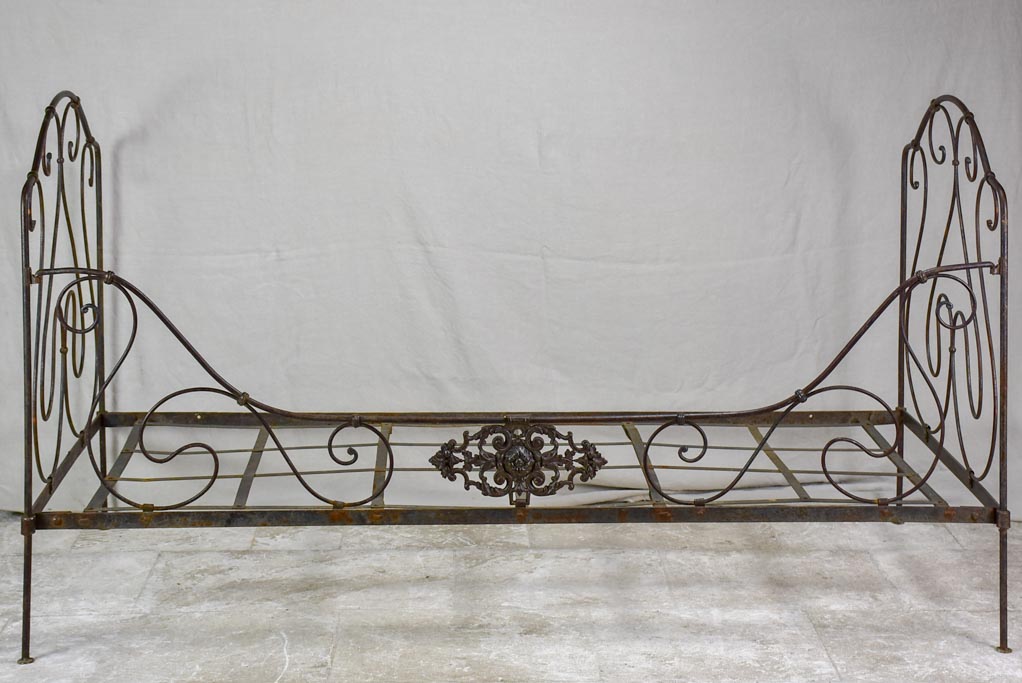 Antique French wrought iron folding bed 75½" x 33½"