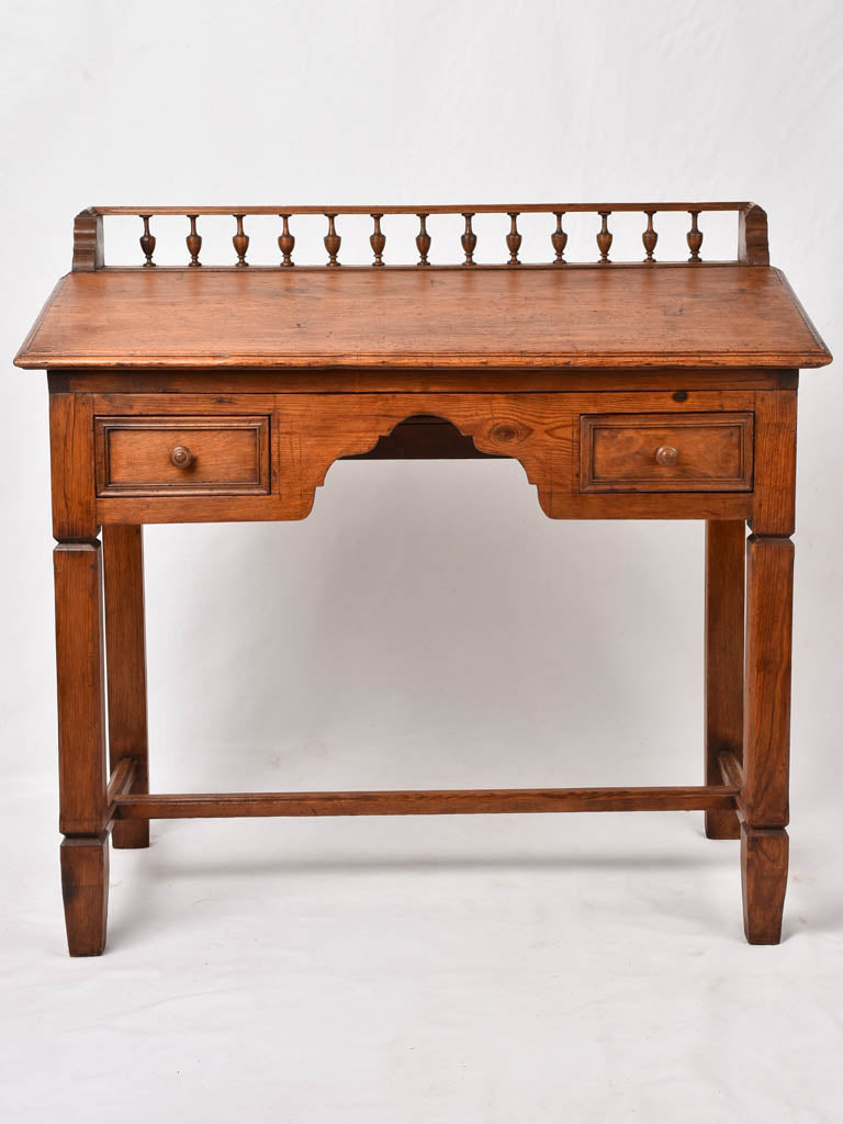 19th century French secretary desk 38½"
