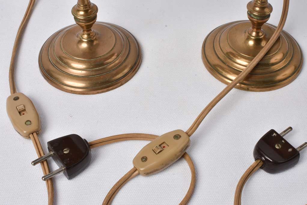Exquisite pair of small table lamps w/ silk shades 11½"