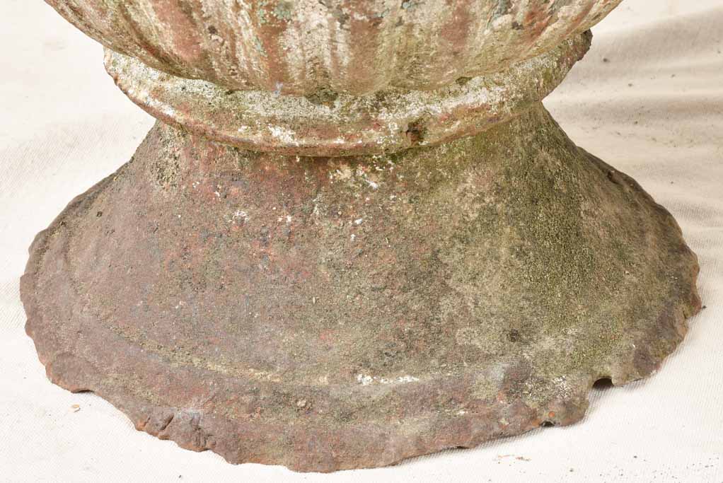 Large pair of 18th century cast-iron planters with blue patina 19¼"