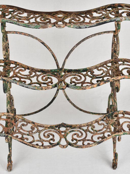 Rare 3 tier plant stand 19th-century 33½" wide