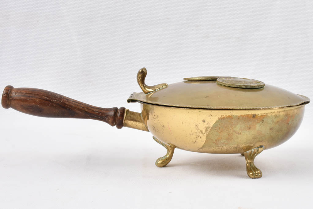 Time-honoured Silent Butler coin container