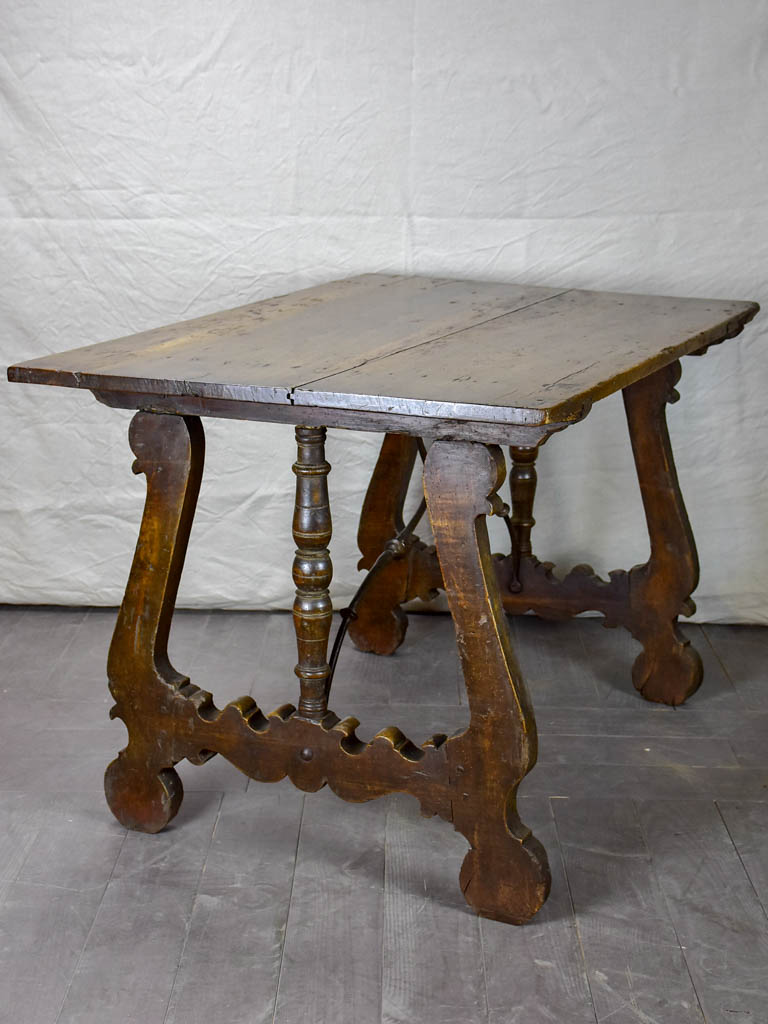Late 17th Spanish walnut console / writing table 32¾" x 49½"