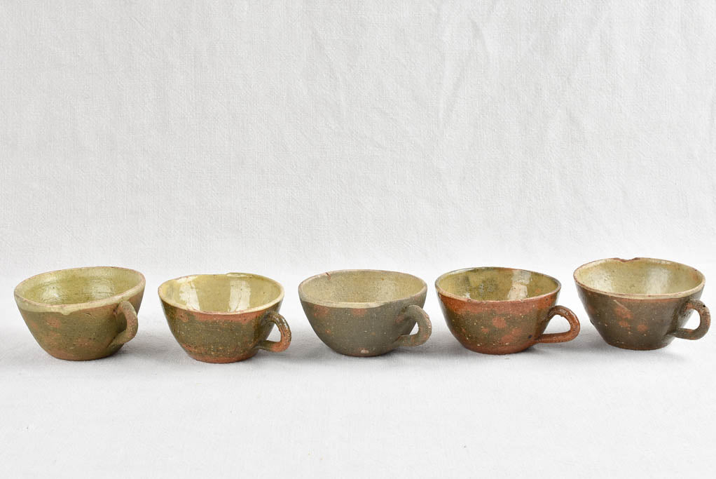 Set of 5 ceramic cups / bowls