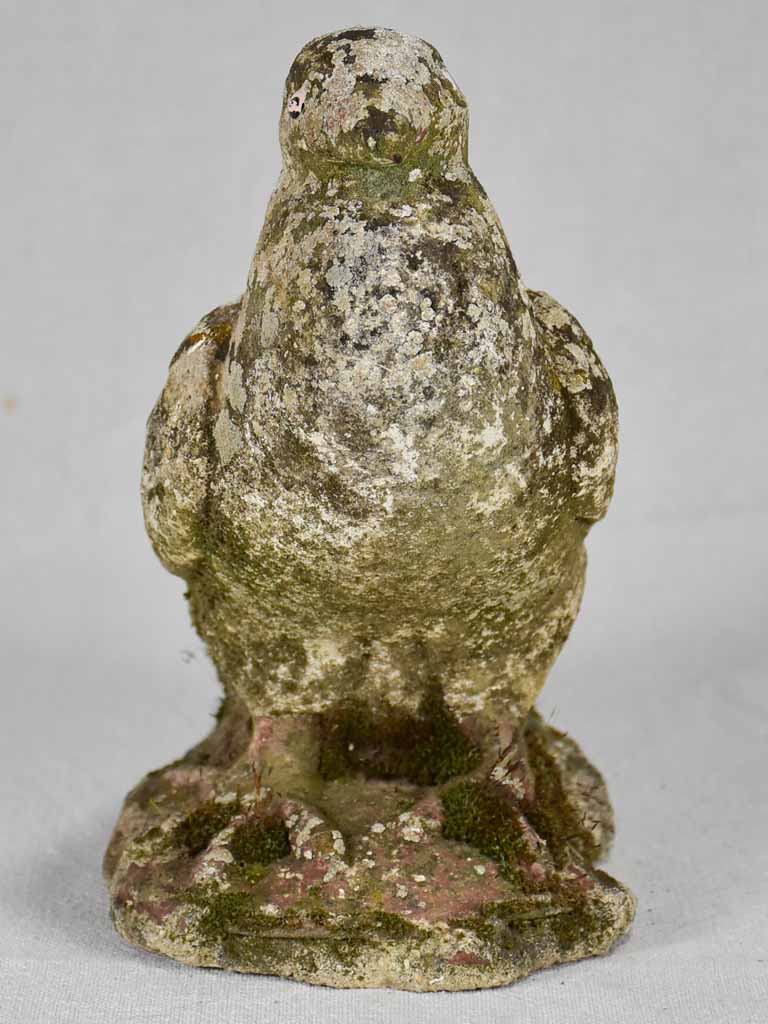 Vintage garden sculpture of a turtledove 9"