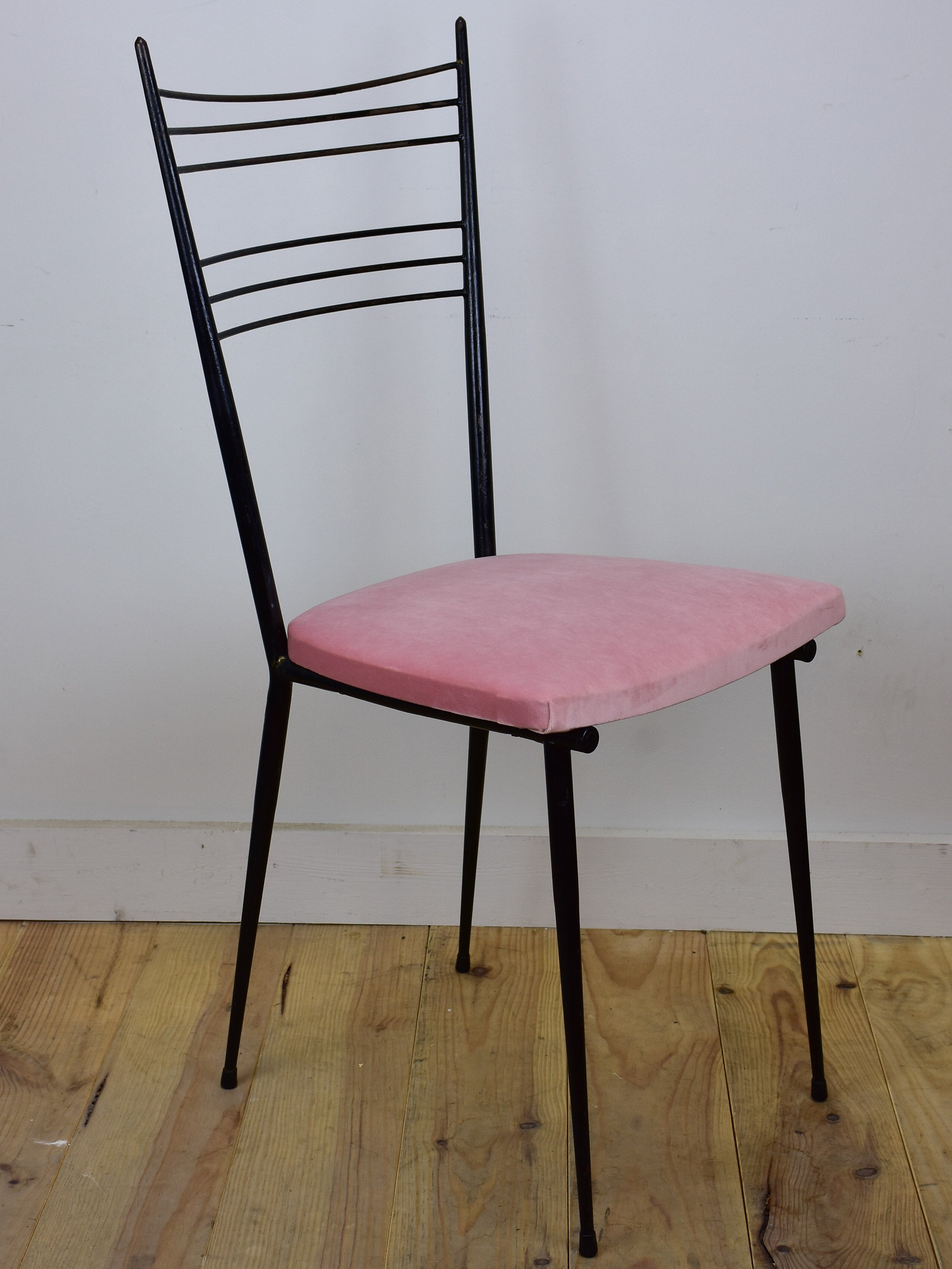 Six mid-century modern Colette Gueden dining chairs