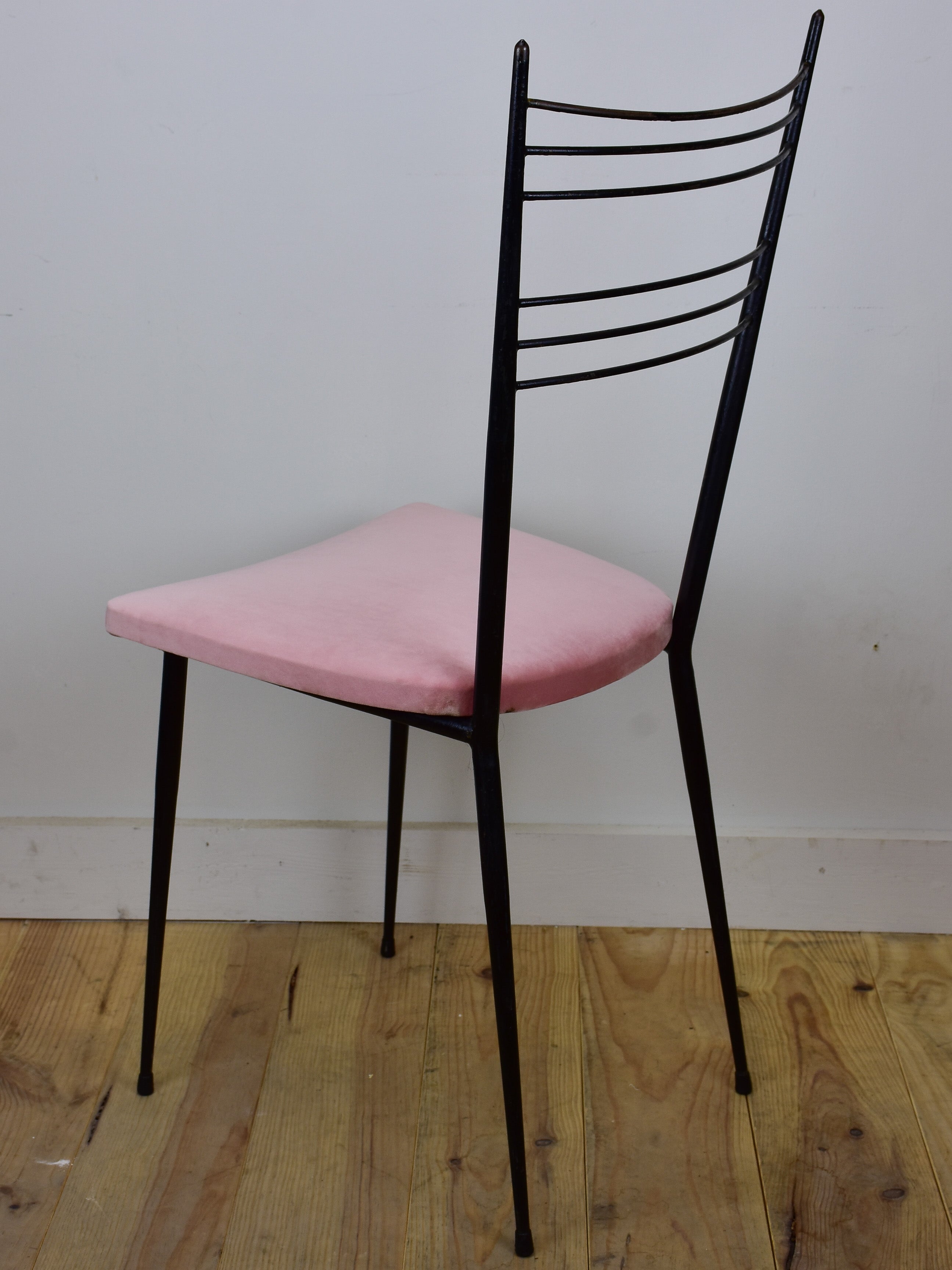 Six mid-century modern Colette Gueden dining chairs