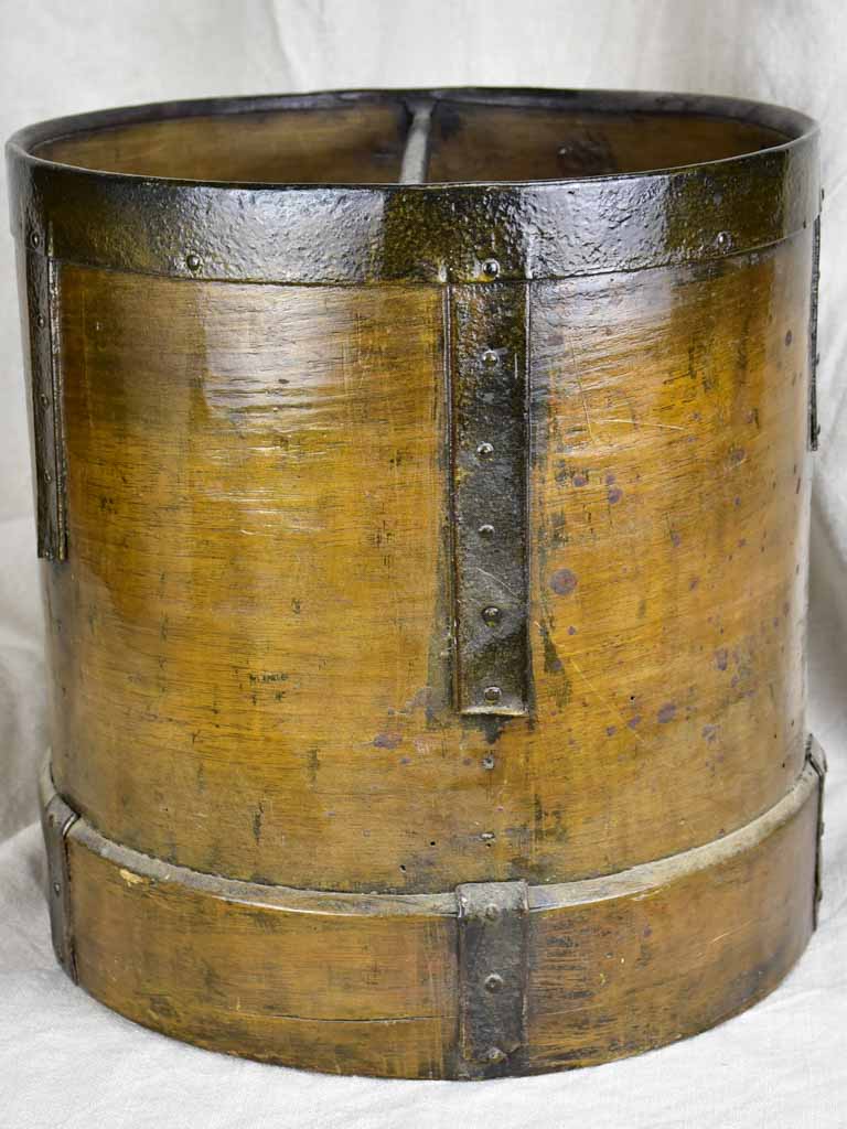 Late 19th Century grain measuring bucket - wooden