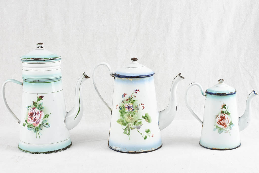 Collection of enamelware - 5 pieces - coffee pots / tureen / candlestick