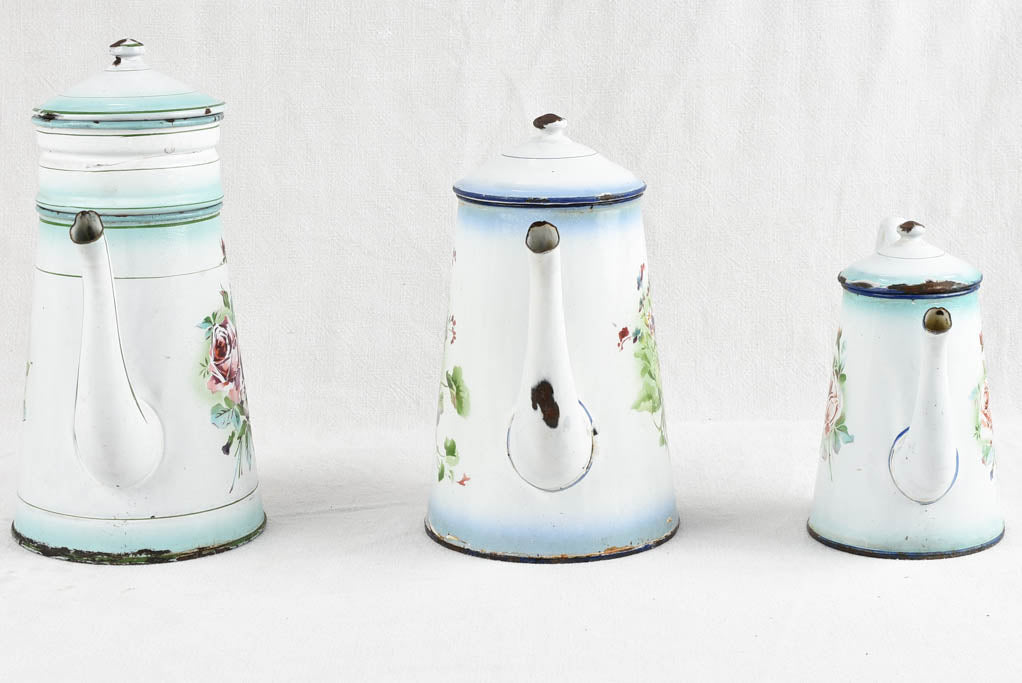 Collection of enamelware - 5 pieces - coffee pots / tureen / candlestick