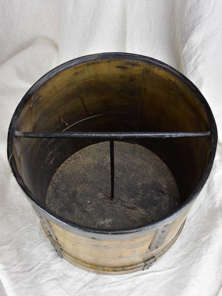Late 19th Century grain measuring bucket - wooden
