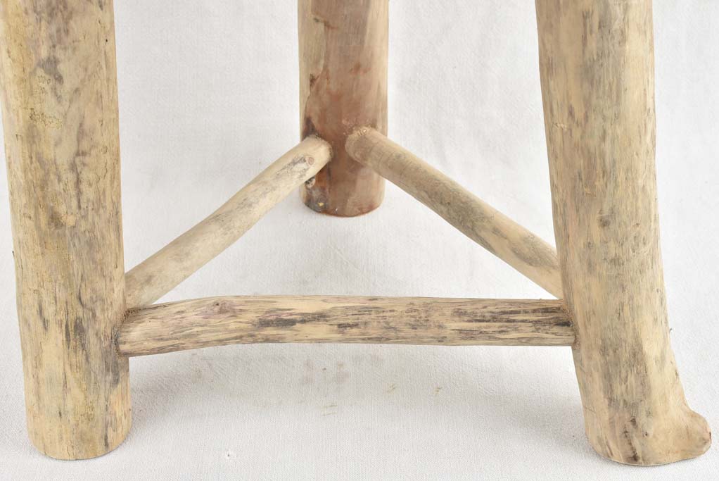 Large Primitive driftwood table / pedestal 26½"