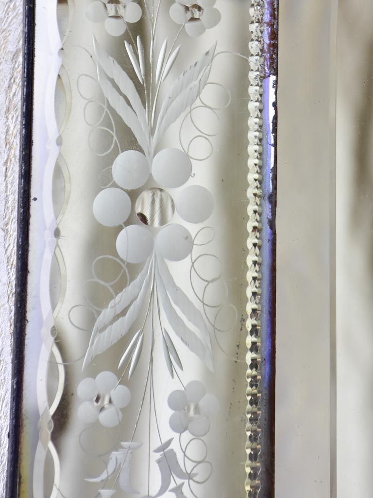 Early 20th Century Venetian mirror with crest 21¼" x 37½"