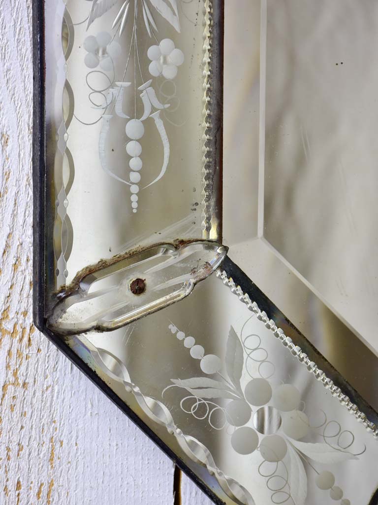 Early 20th Century Venetian mirror with crest 21¼" x 37½"