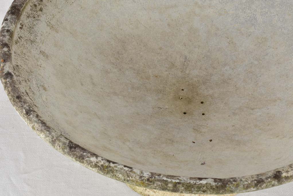 Large Willy Guhl round footed planter 31"