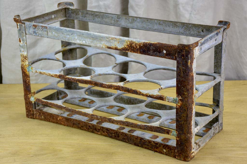 Rustic French bottle carrier - 10 bottles