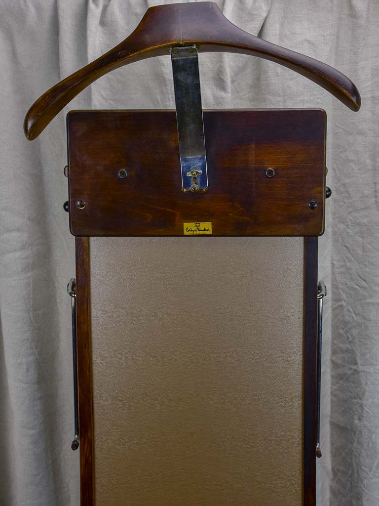 Classic Corby of Windsor garment press