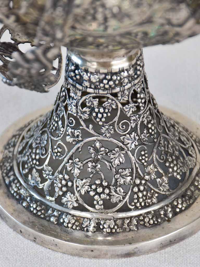 Old German grapes decorated basket