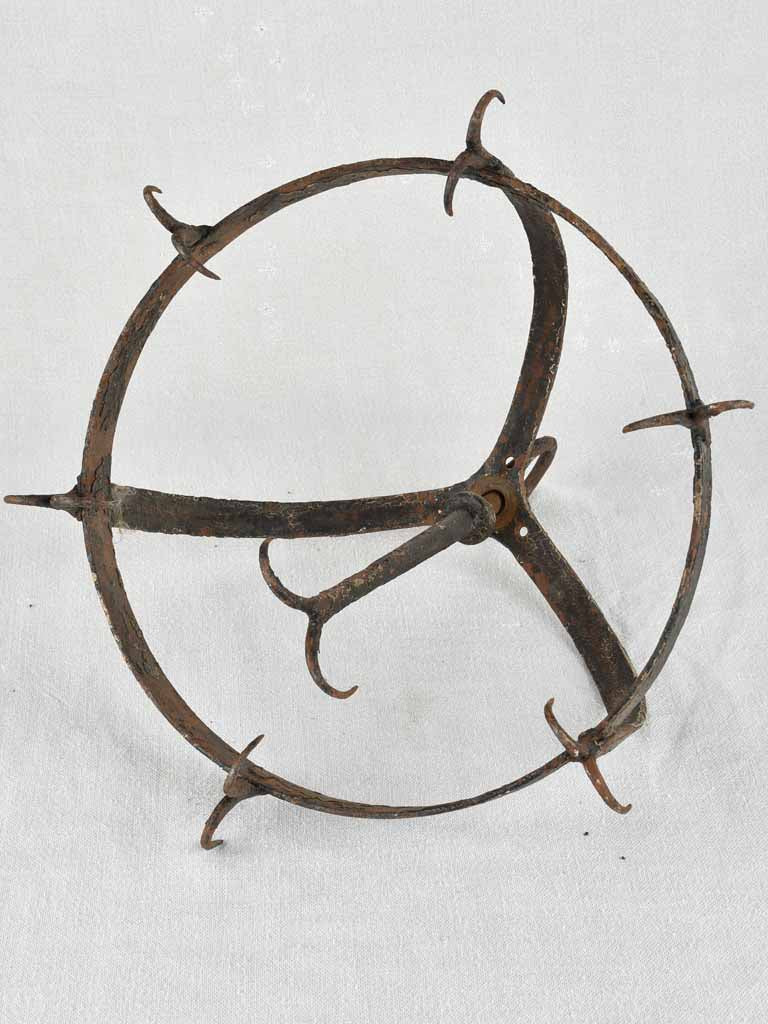 Sturdy iron hanging saucisson hook