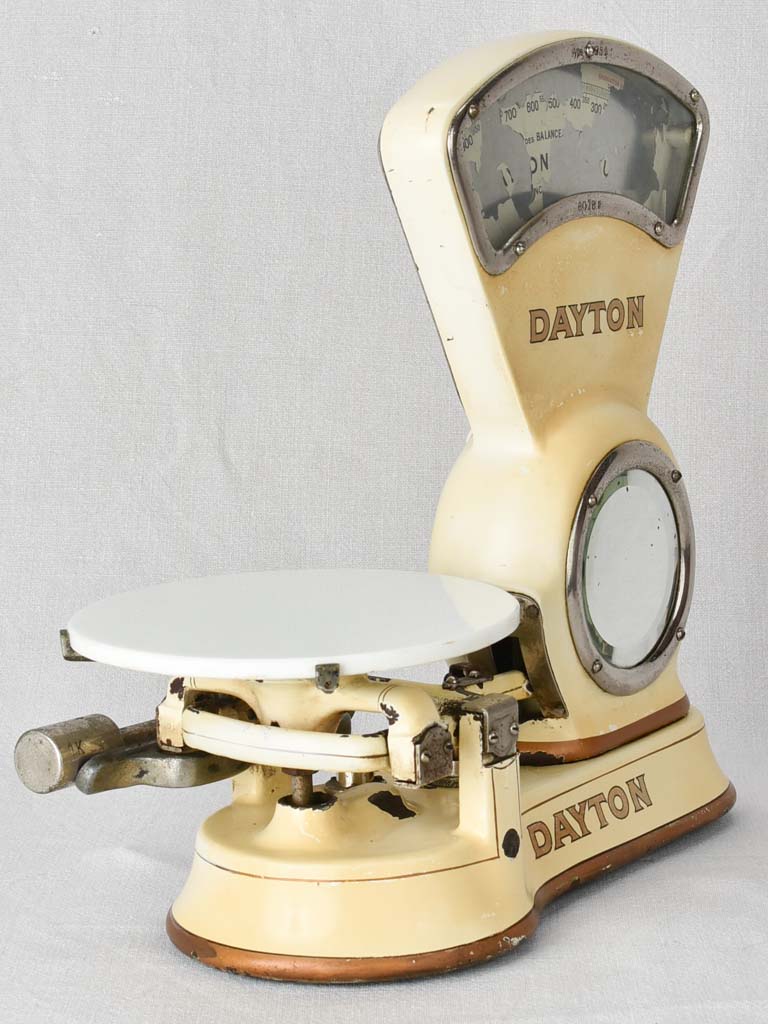 1950s Dayton épicerie weigh scales
