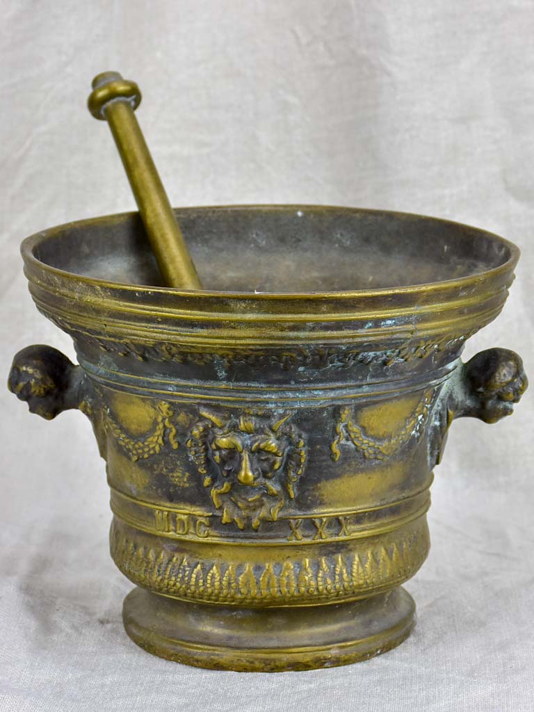 Antique bronze apothecary mortar and pestle display picture 1
