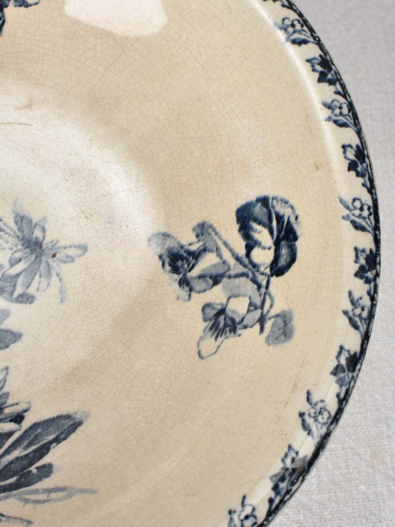 Early 20th century footed bowl 8¾"