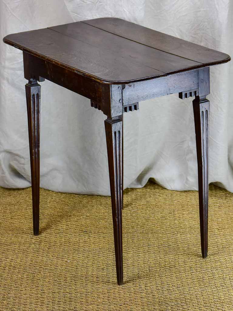 Petite 18th Century French side table