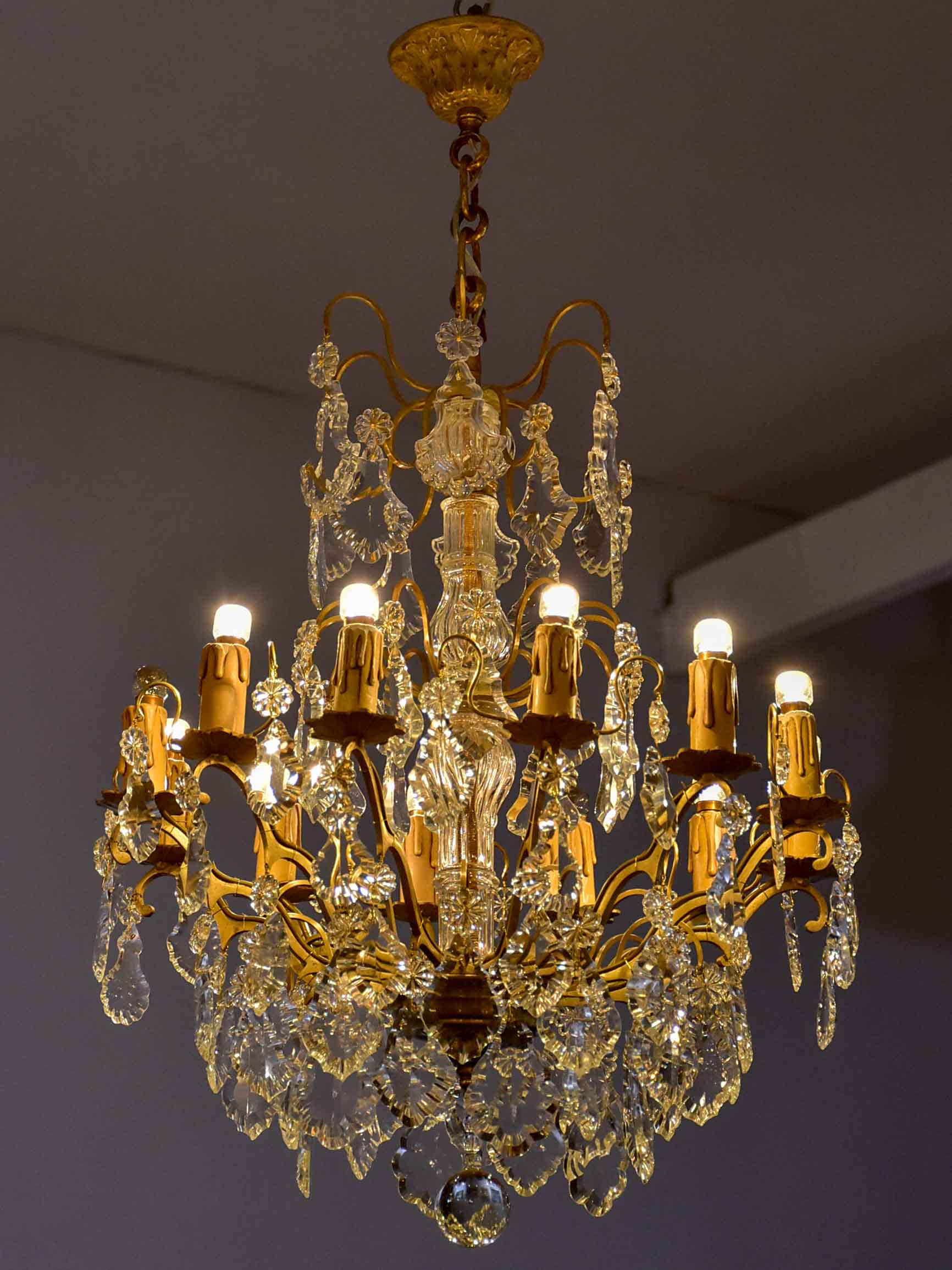 Antique French crystal chandelier - 12 lights