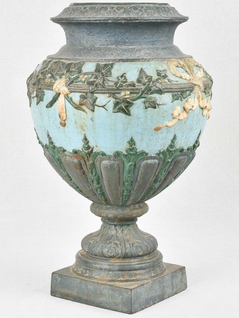 Stunning painted cast iron garden urn Louis XVI - 19¼"