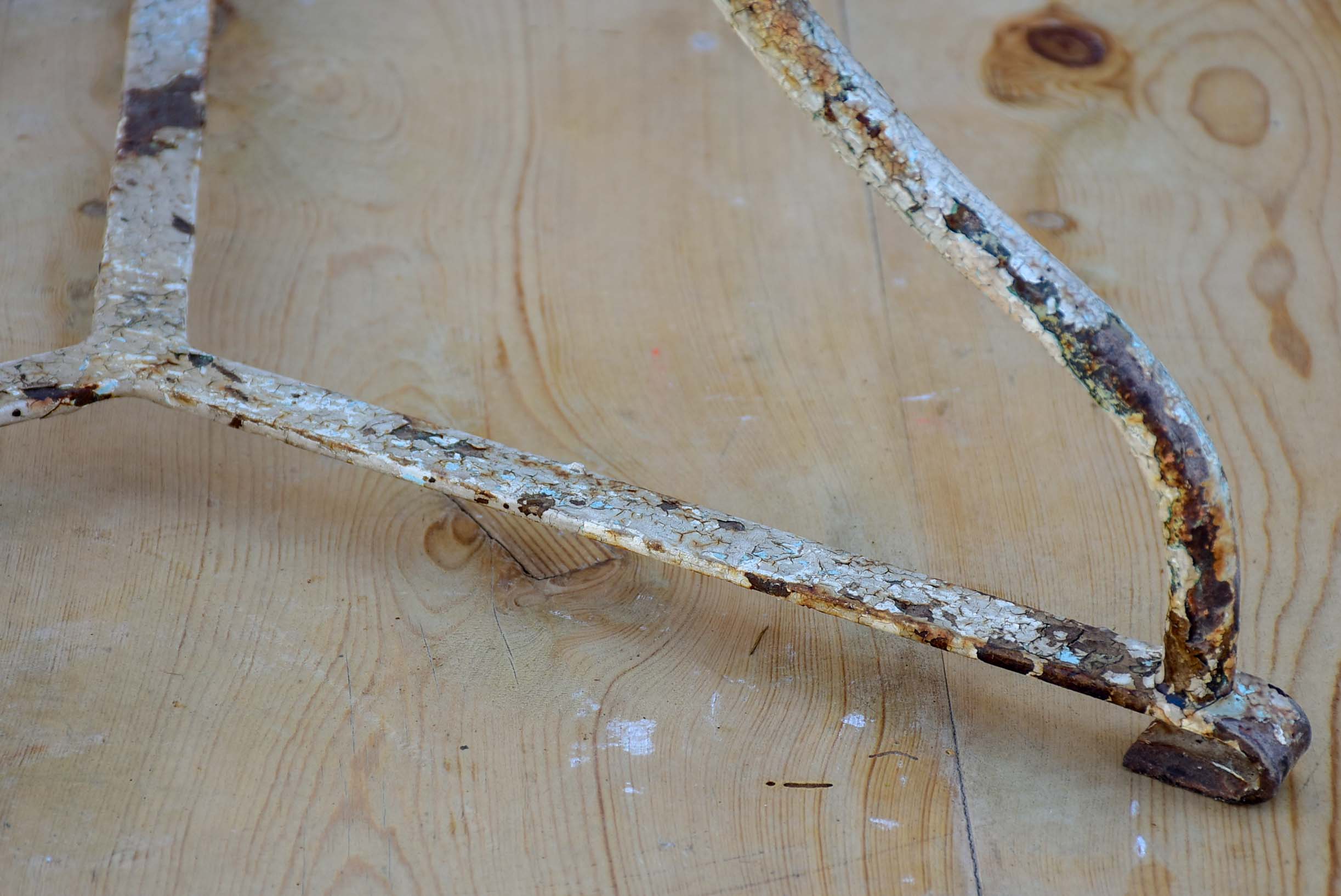 Antique French round garden table - iron