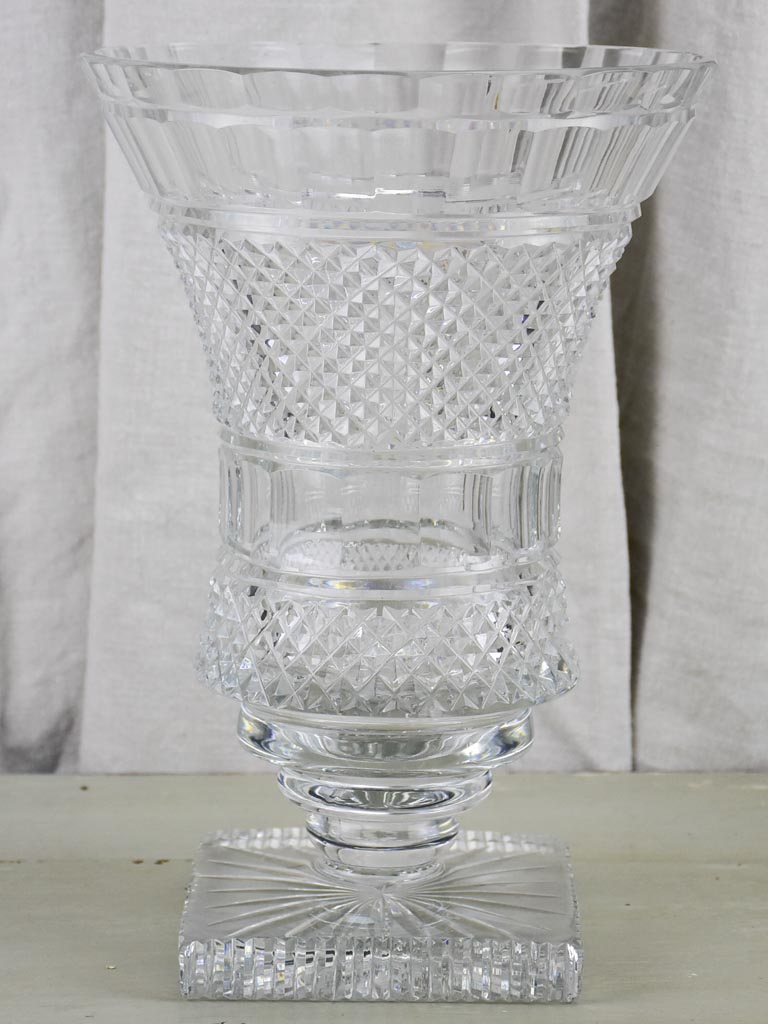 Large mid-century crystal vase - Medici shaped
