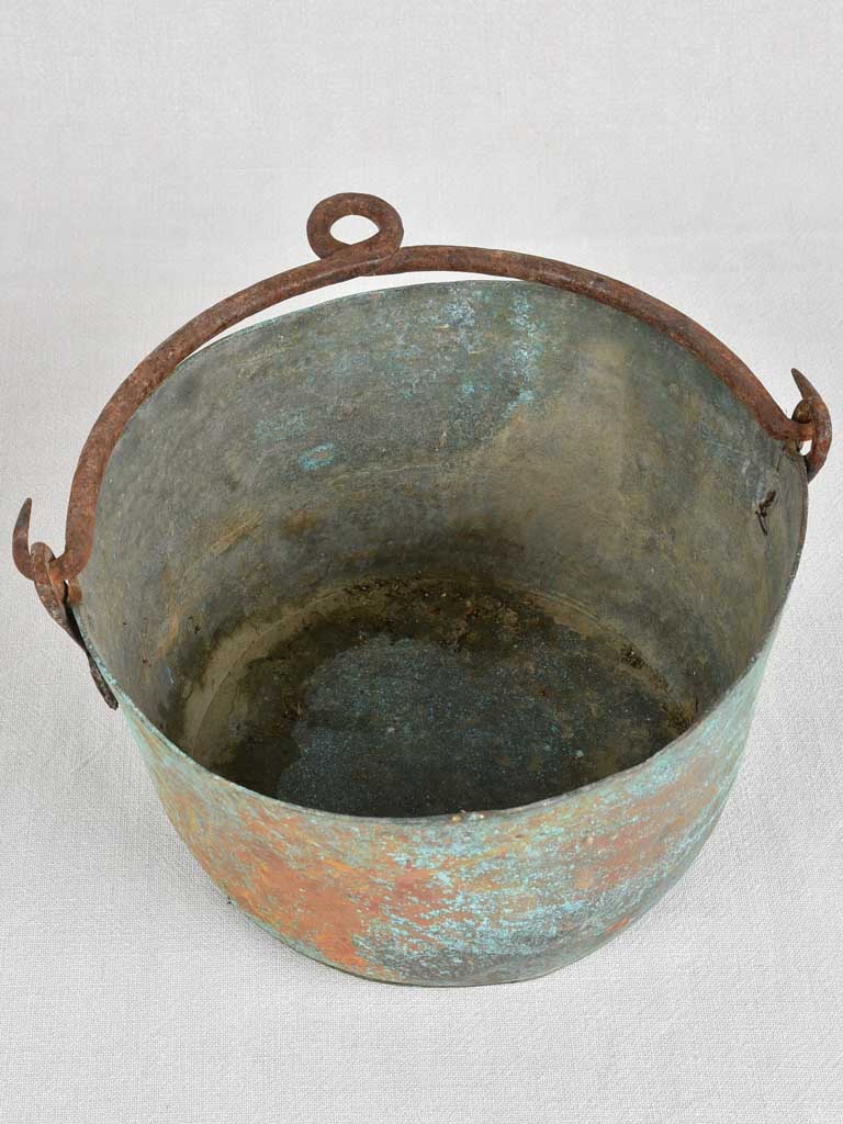 Medium copper pot with blue patina - late 19th century 9½"