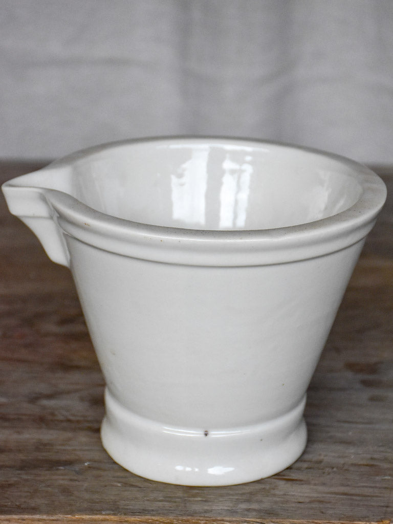Antique French apothecary mortar with beak - BRUÈRE GDV