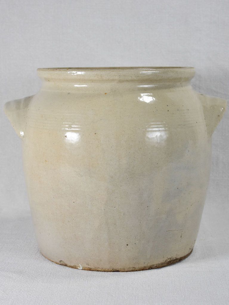 Early-twentieth-century French stoneware pot - size 8
