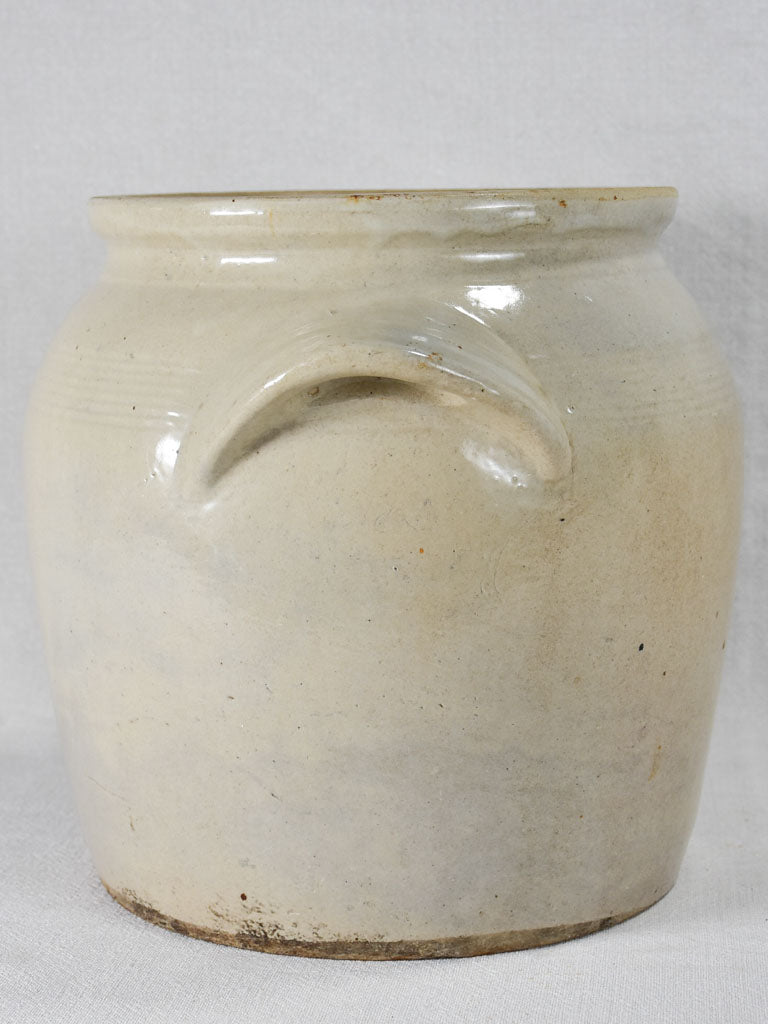 Early-twentieth-century French stoneware pot - size 8
