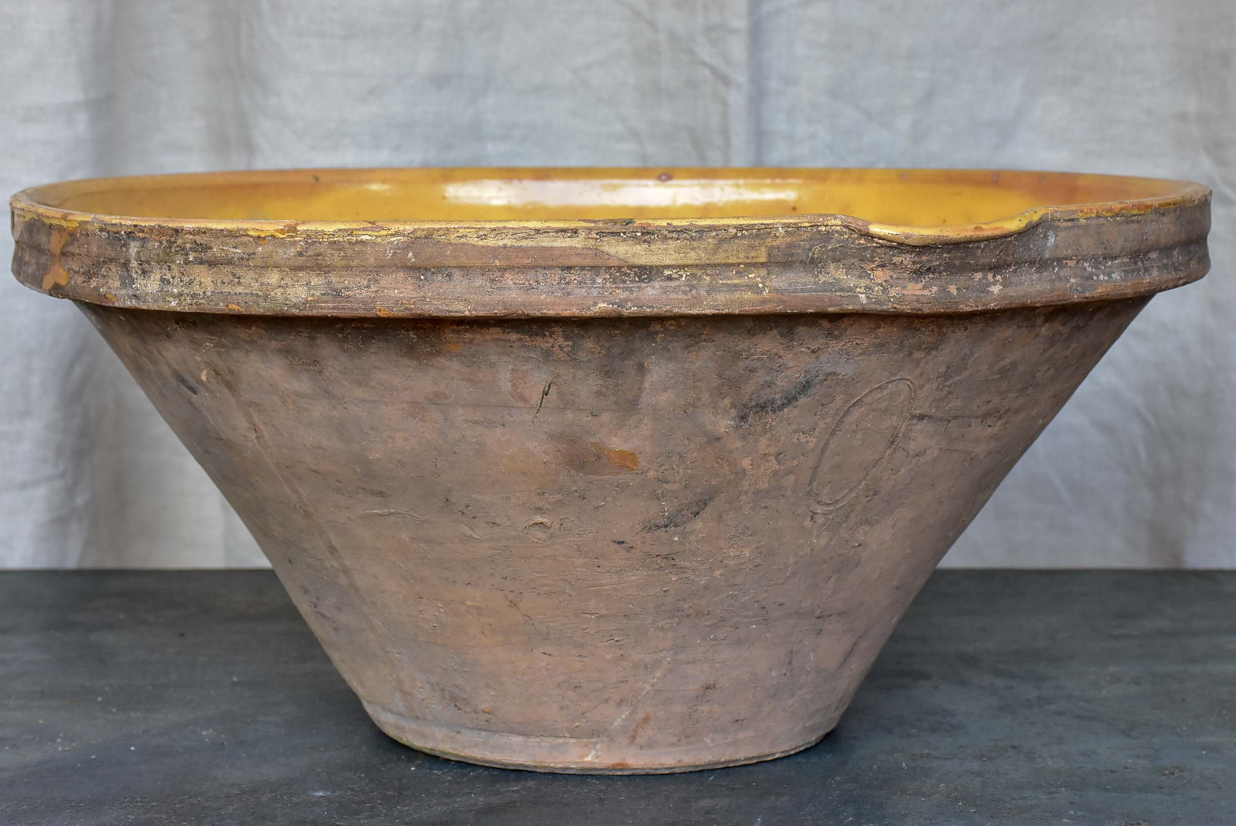 Very large French preserving bowl - 'tian'