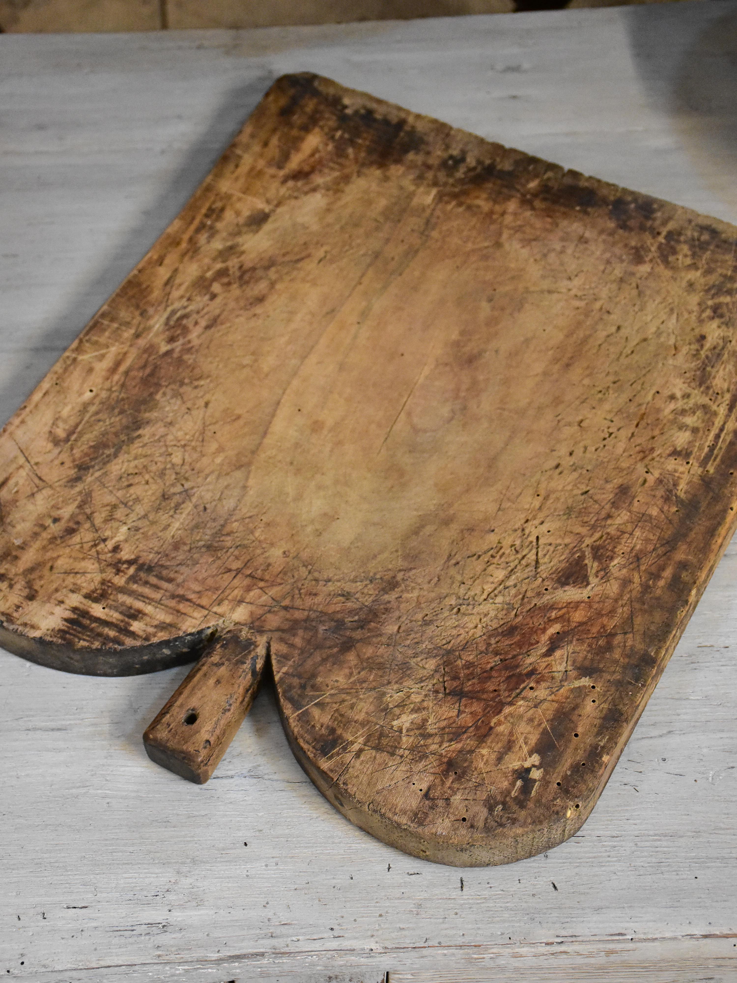 Rustic French cutting board with rounded edges