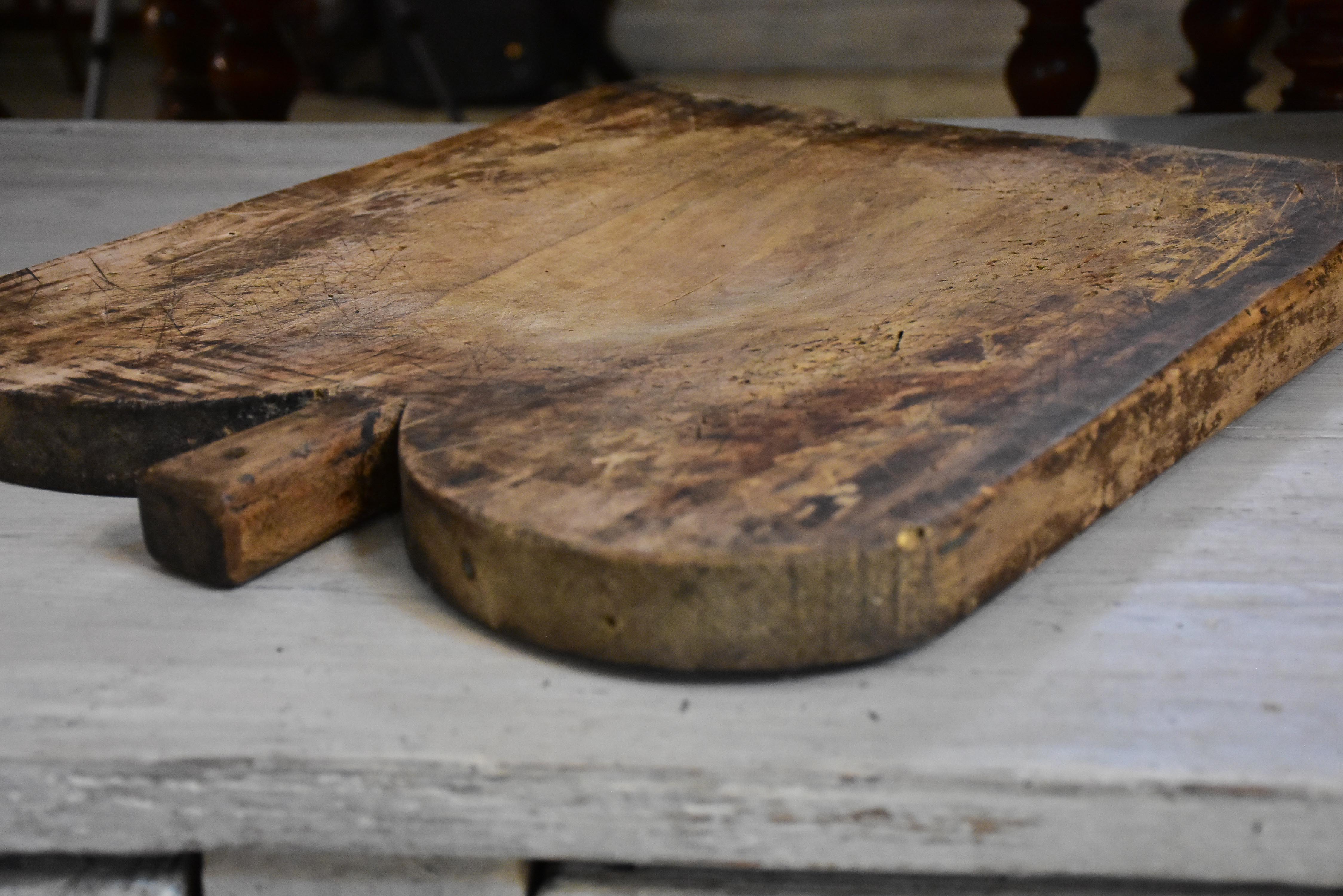 Rustic French cutting board with rounded edges