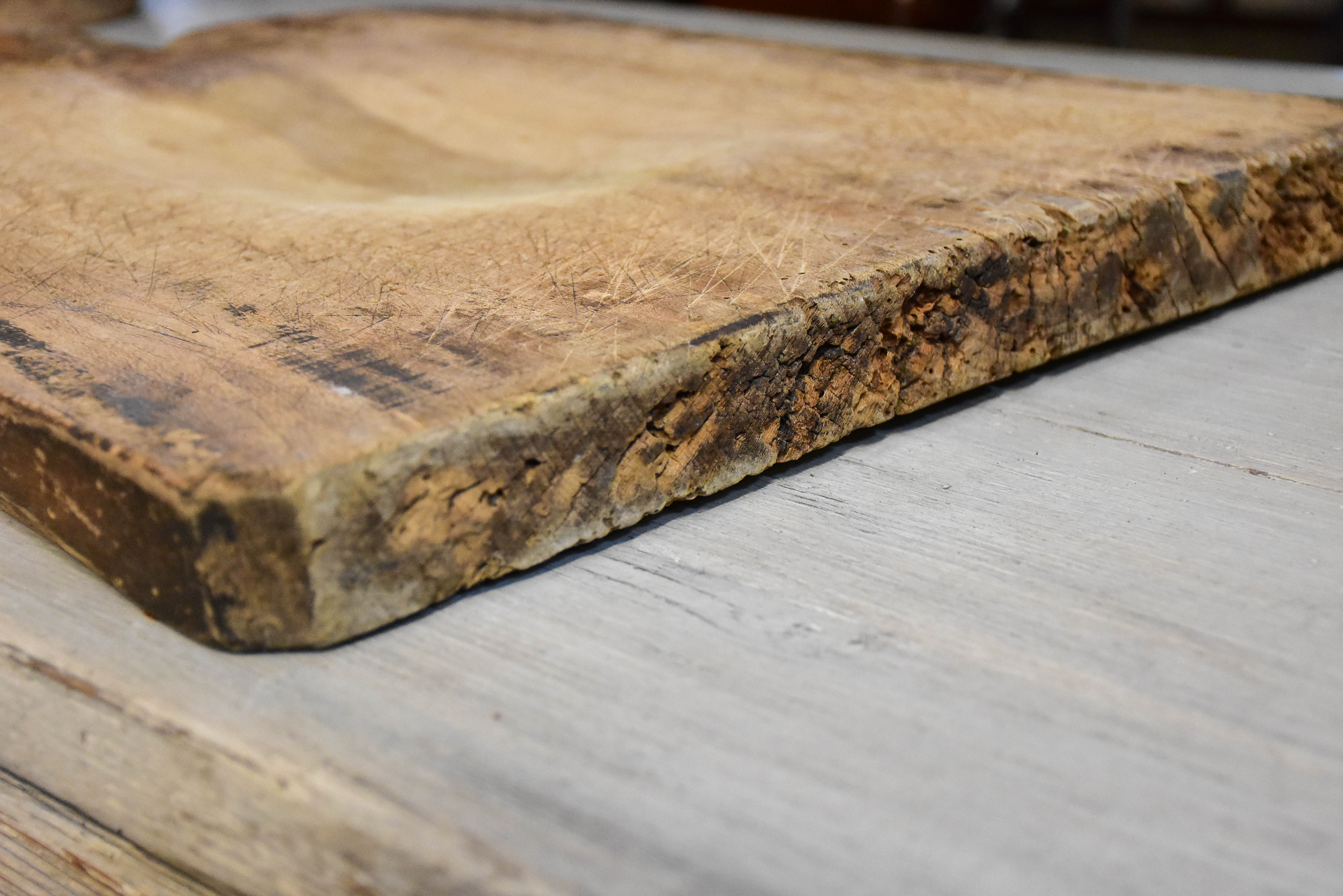 Rustic French cutting board with rounded edges