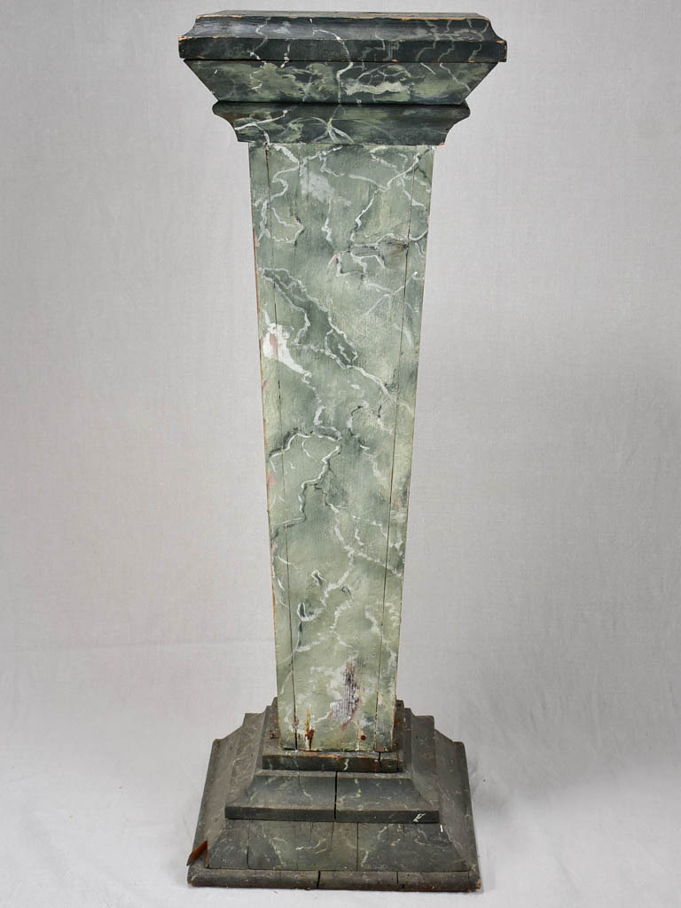 Early twentieth-century faux marble presentation pedestal