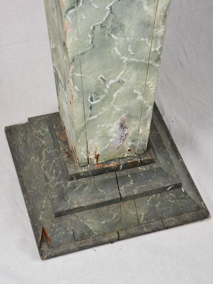 Early twentieth-century faux marble presentation pedestal