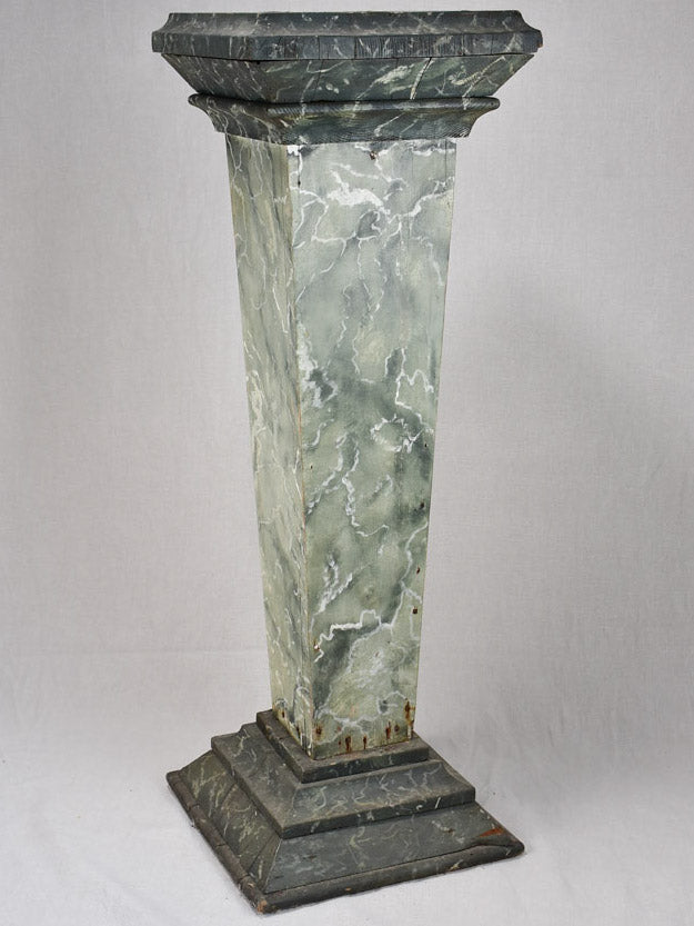 Early twentieth-century faux marble presentation pedestal