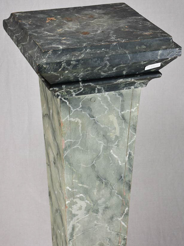 Early twentieth-century faux marble presentation pedestal