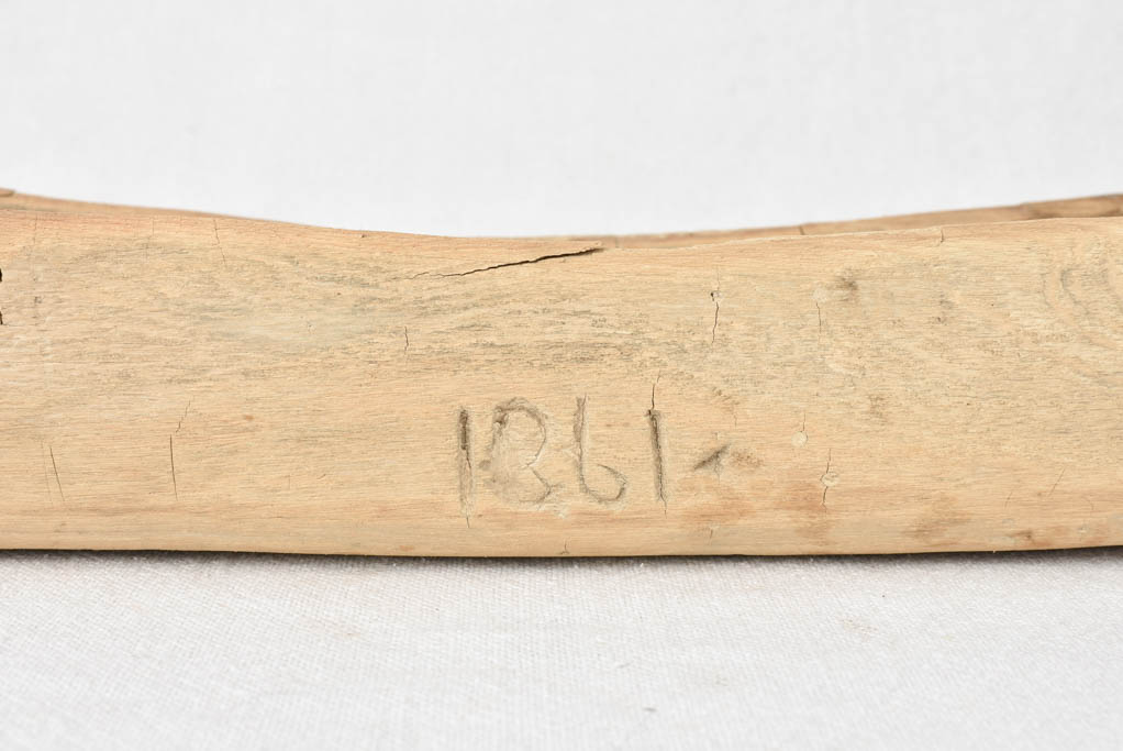 Primitive long wooden bowl 28¼"