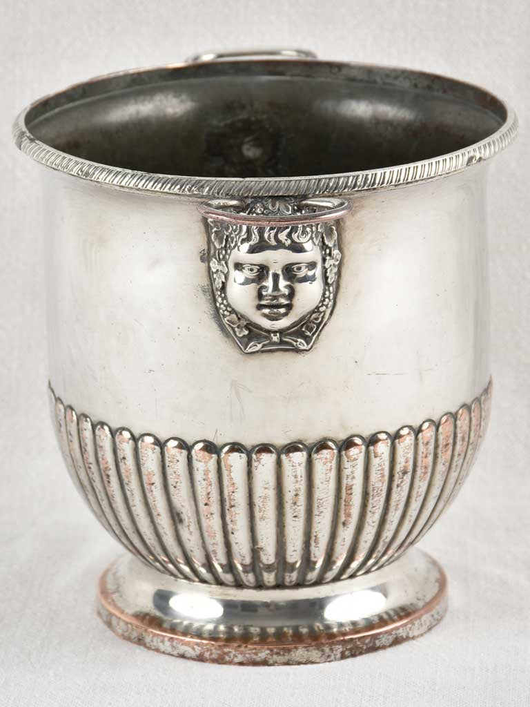 Elegant Late 18th-century champagne bucket