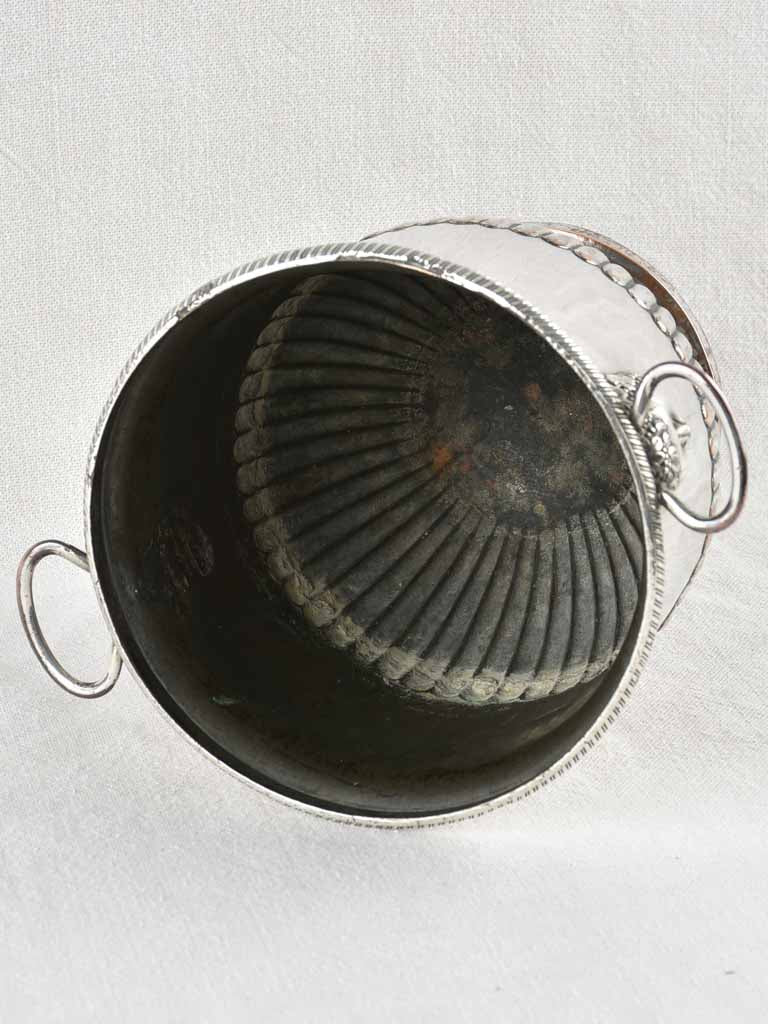 Champagne bucket with unique coat of arms