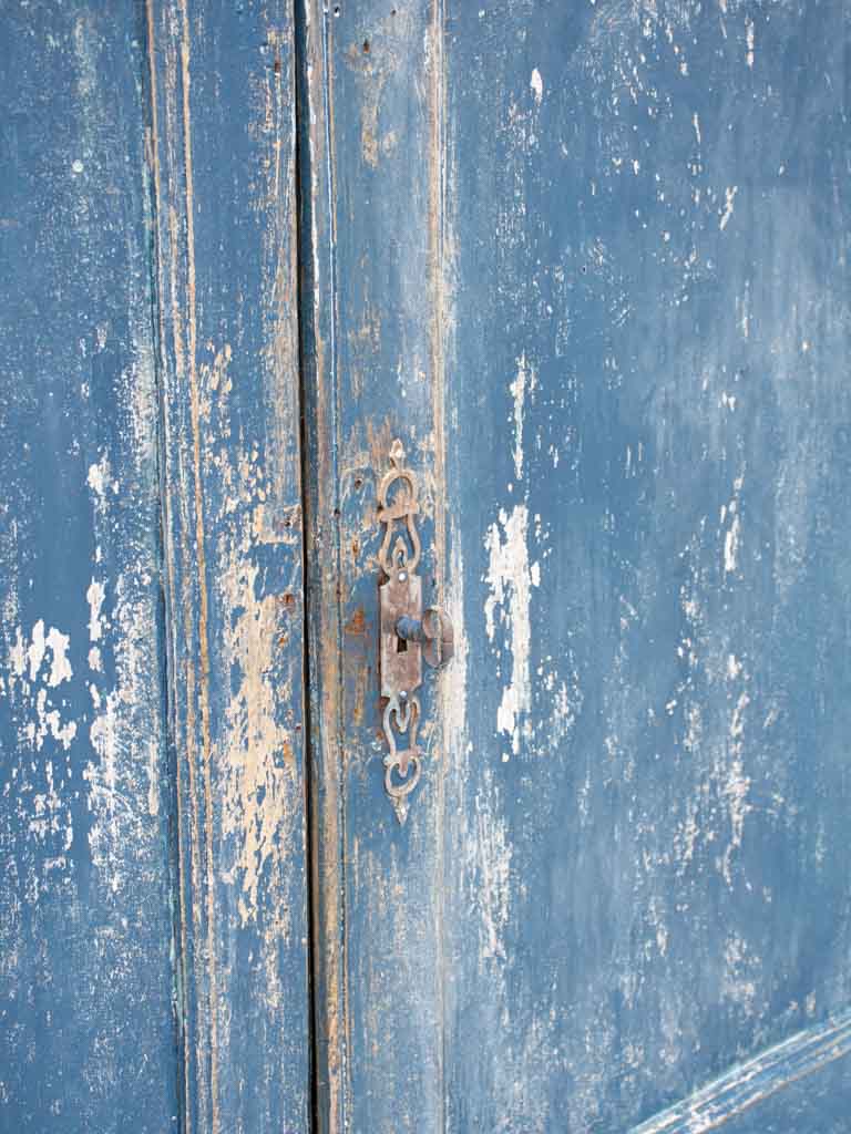Louis XV buffet with navy blue patina